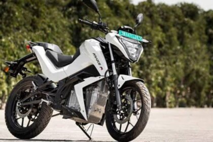 Tork Kratos R Electric Bike Price, Images, Mileage, Specs & Features